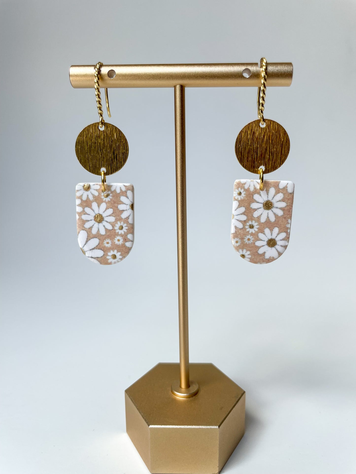 Daisy Dangles
