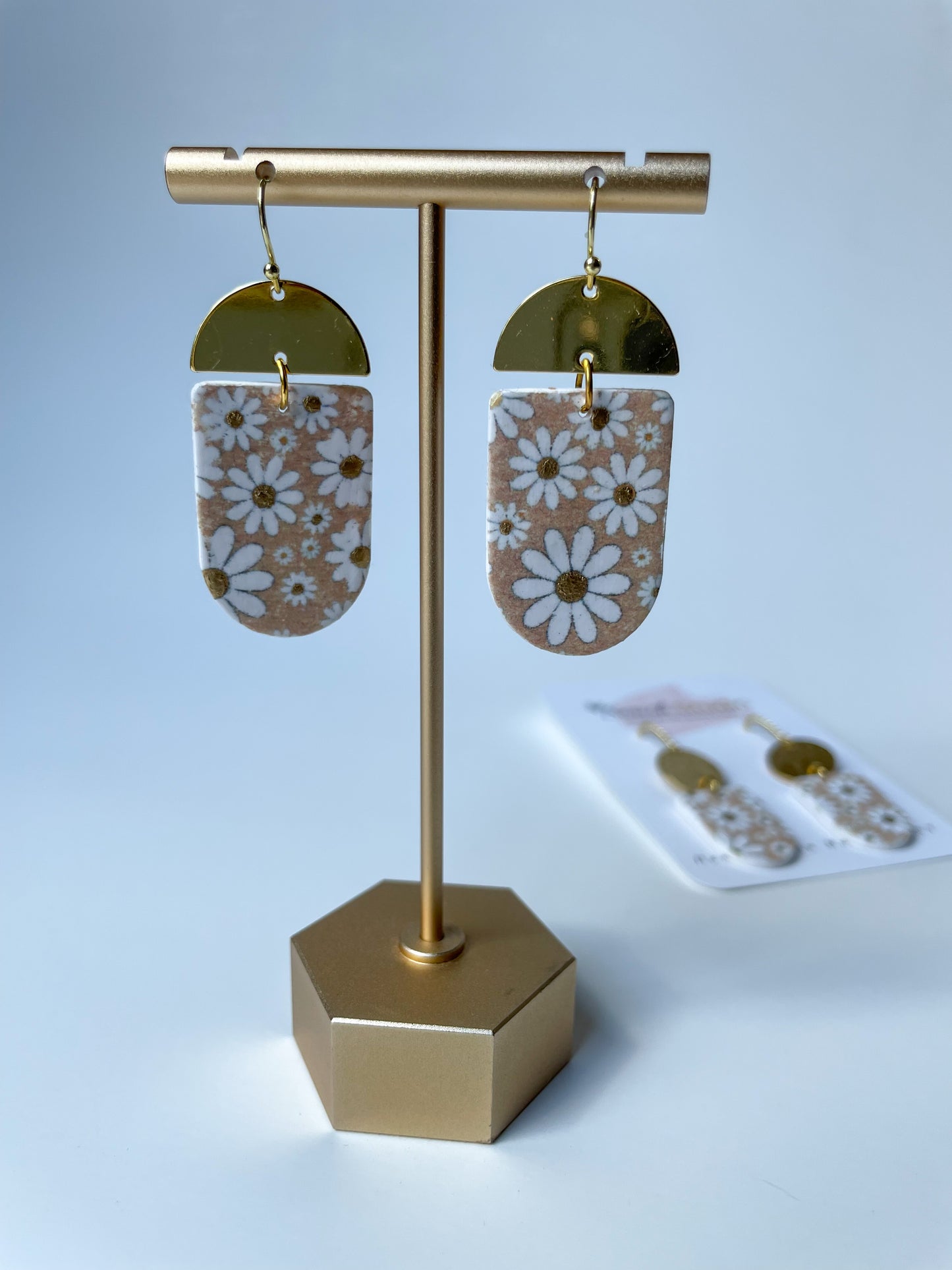 Daisy Dangles